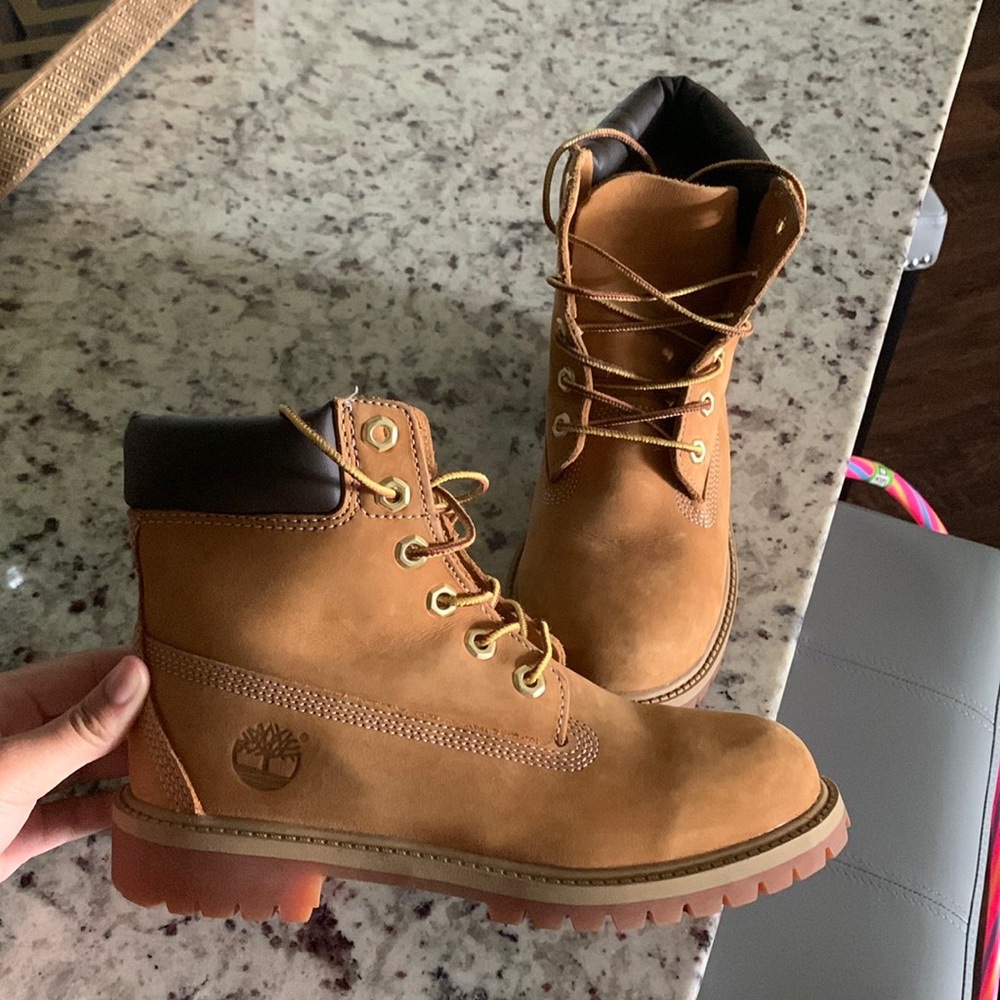 tan timberland boots. worn a couple times.